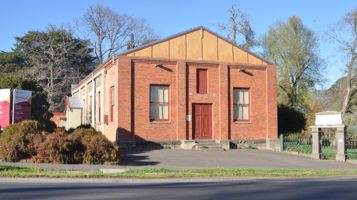 baynton-town-hall