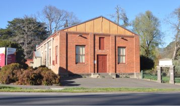 baynton-town-hall